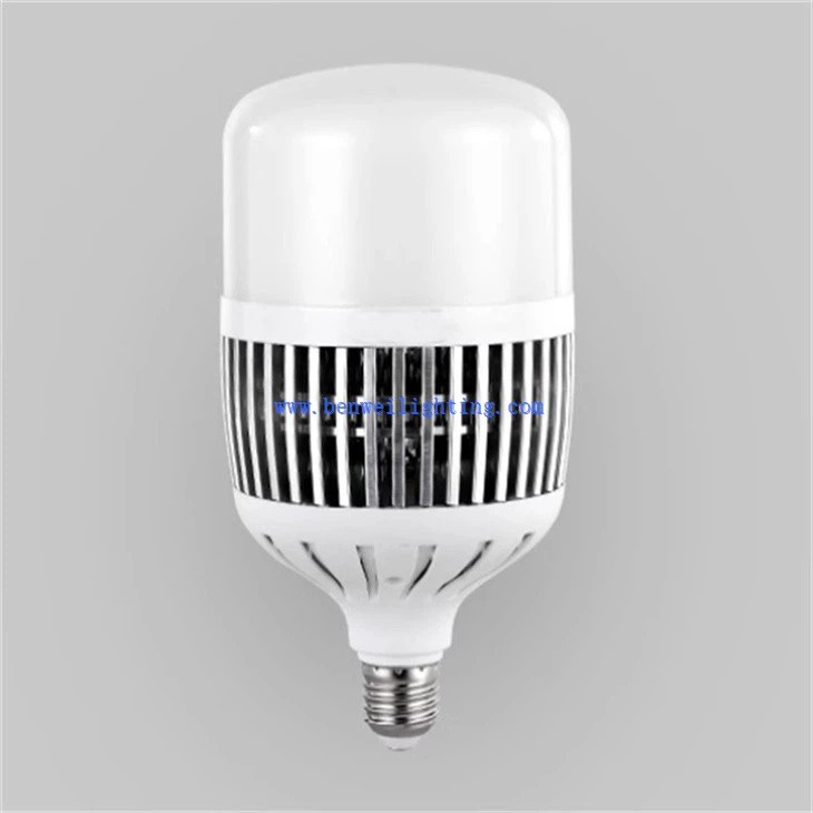 3200K Aluminum Fin LED Bulb With The Fan