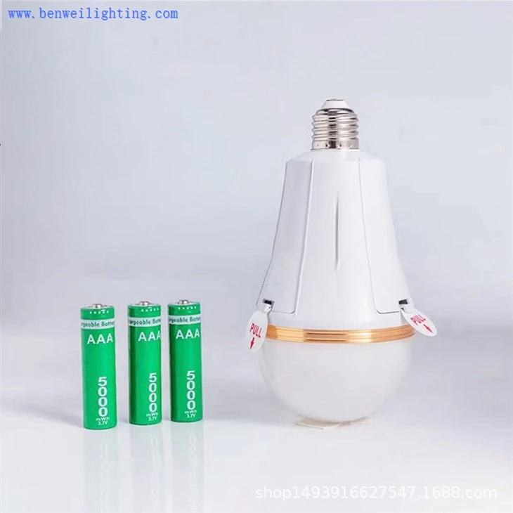 automatic rechargeable bulb